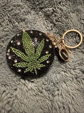 Green Leaf Crystal Keychain - Women Accessories